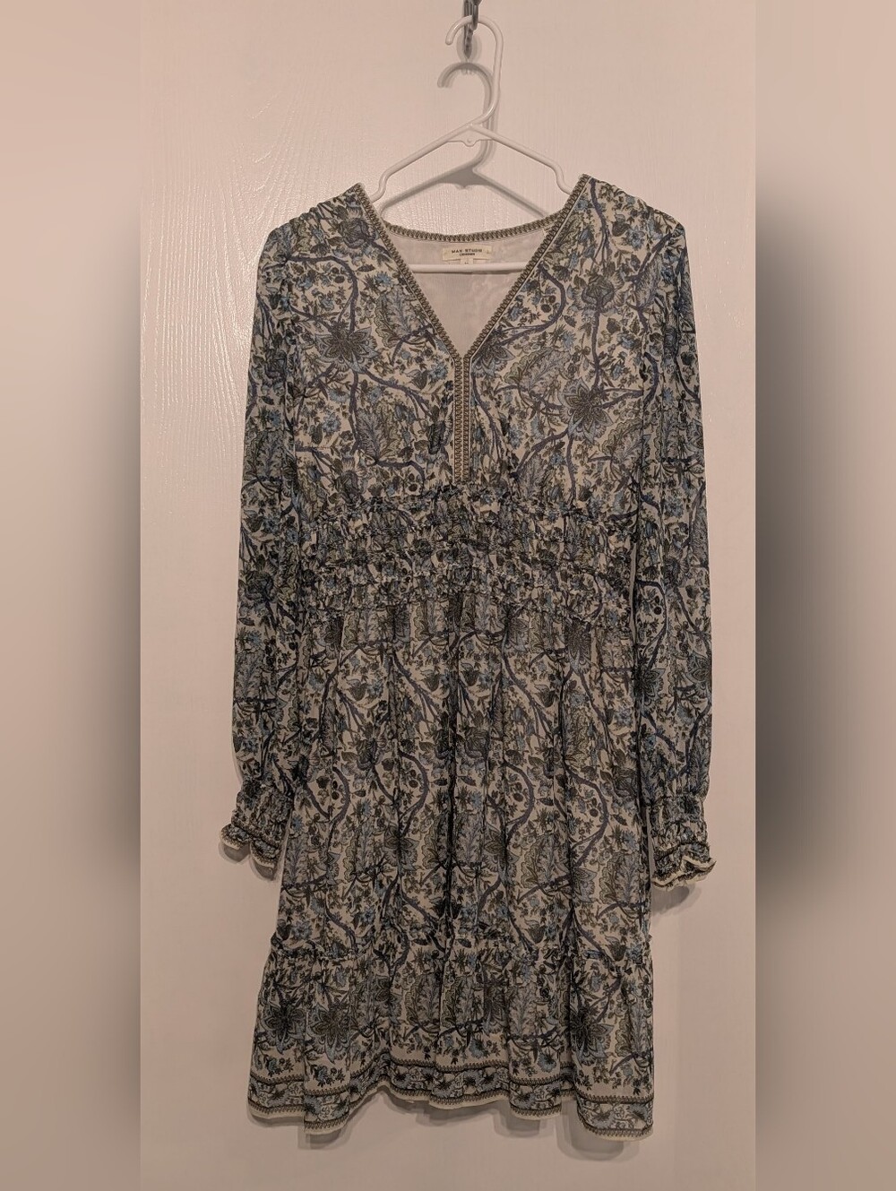 Max Studio: Boho V-Neck Floral Smocked Waist Dress - Blue/White